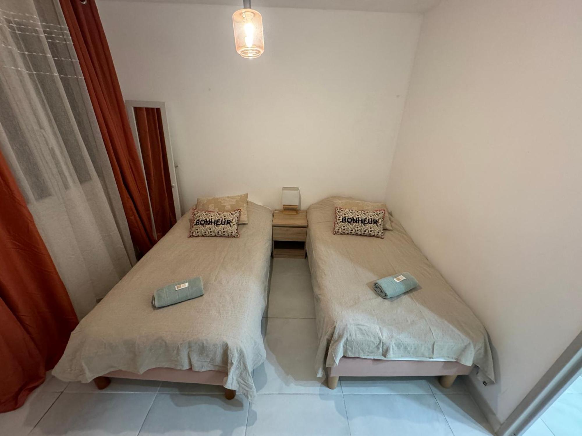 Maison 3Chambres ,Climatisee Nîmes Buitenkant foto